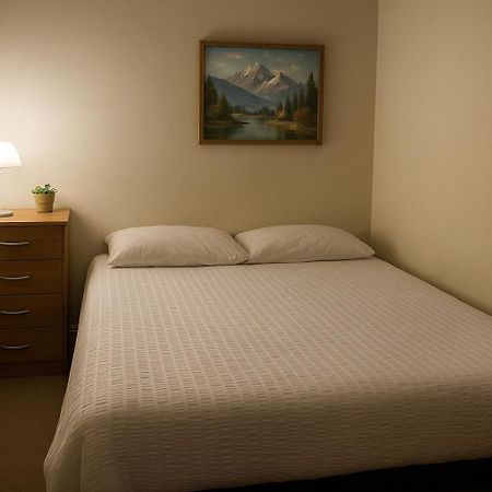 Comfy 2 Bedroom Flat Near Edinburgh City Center エクステリア 写真